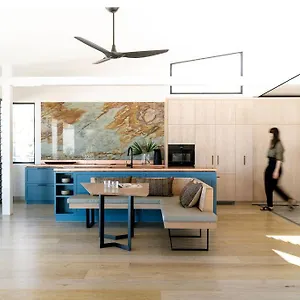 Elegant House & Whale Watching Gem Holiday home Sunshine Beach