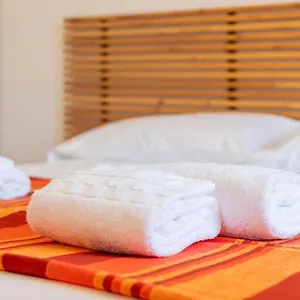 https://grazioso-bilocale-bande-nere-m1.italymilanhotels.net