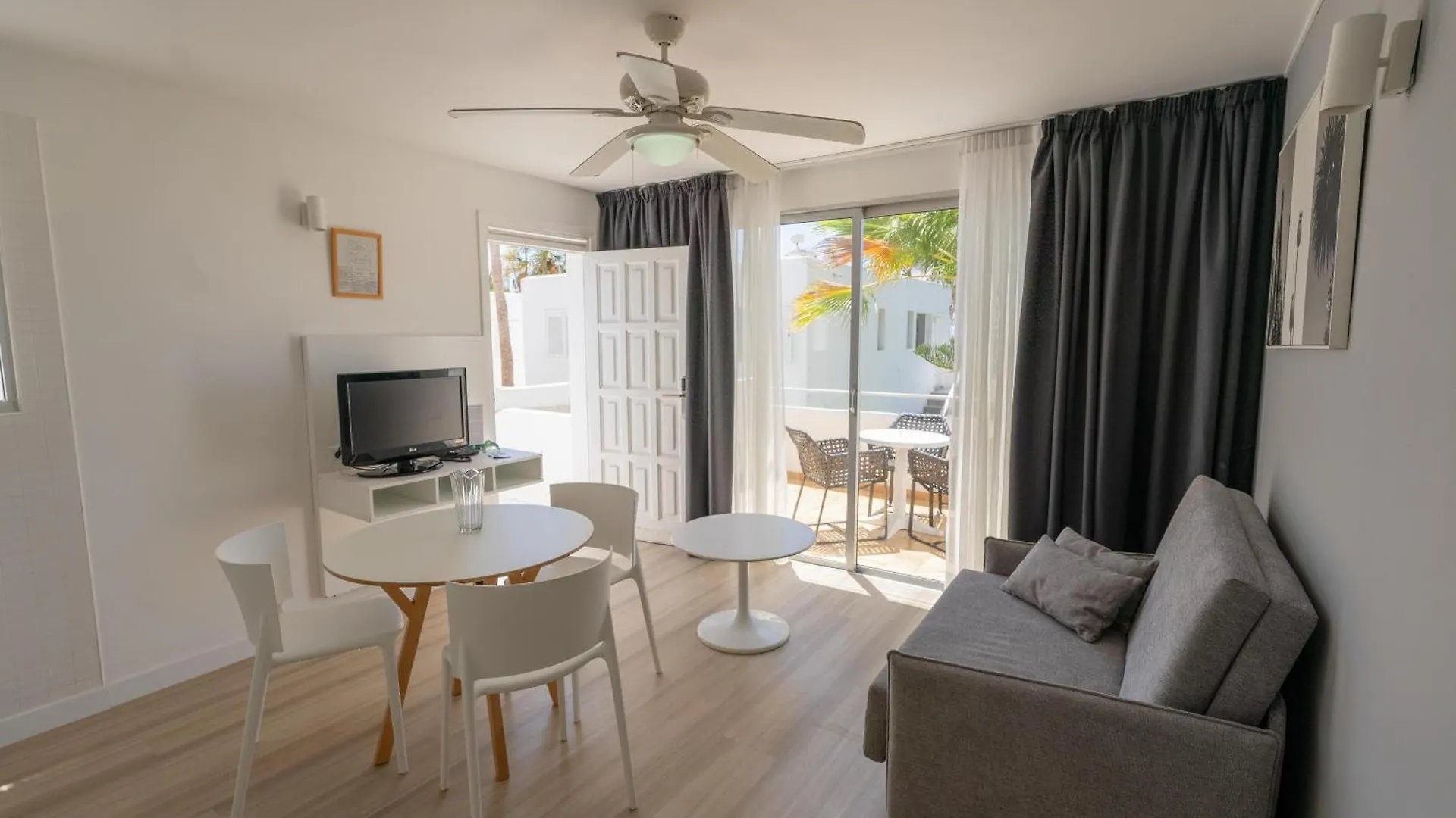 Coral California - Adults Only Apartment Playa de las Americas  Spain